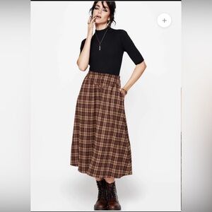 Disturbia: Patterned Button-Down Front Split Midi Skirt Size 10